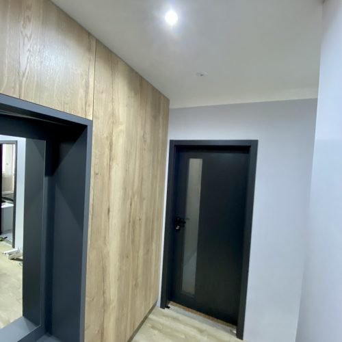 Vestavěná skříň